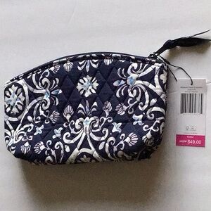 Vera Bradley Medium Travel Cosmetic Bag in Steel Blue Medallion